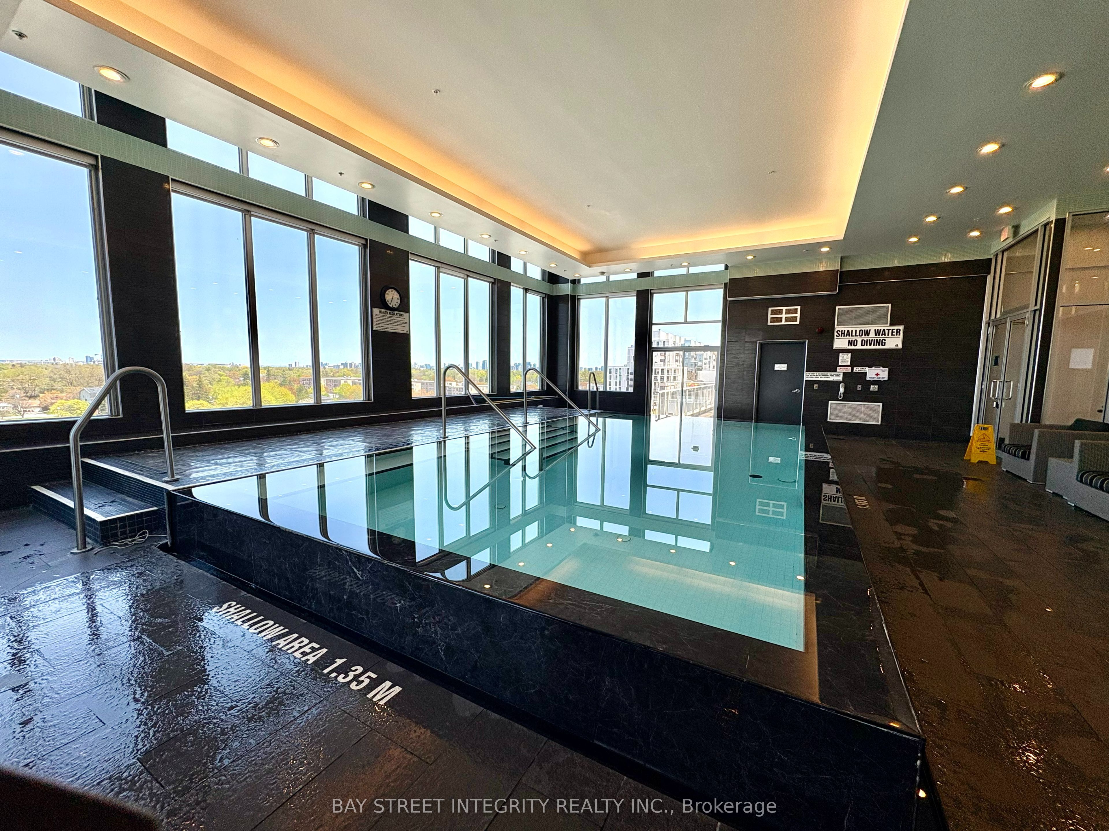 565 Wilson Avenue, #W120