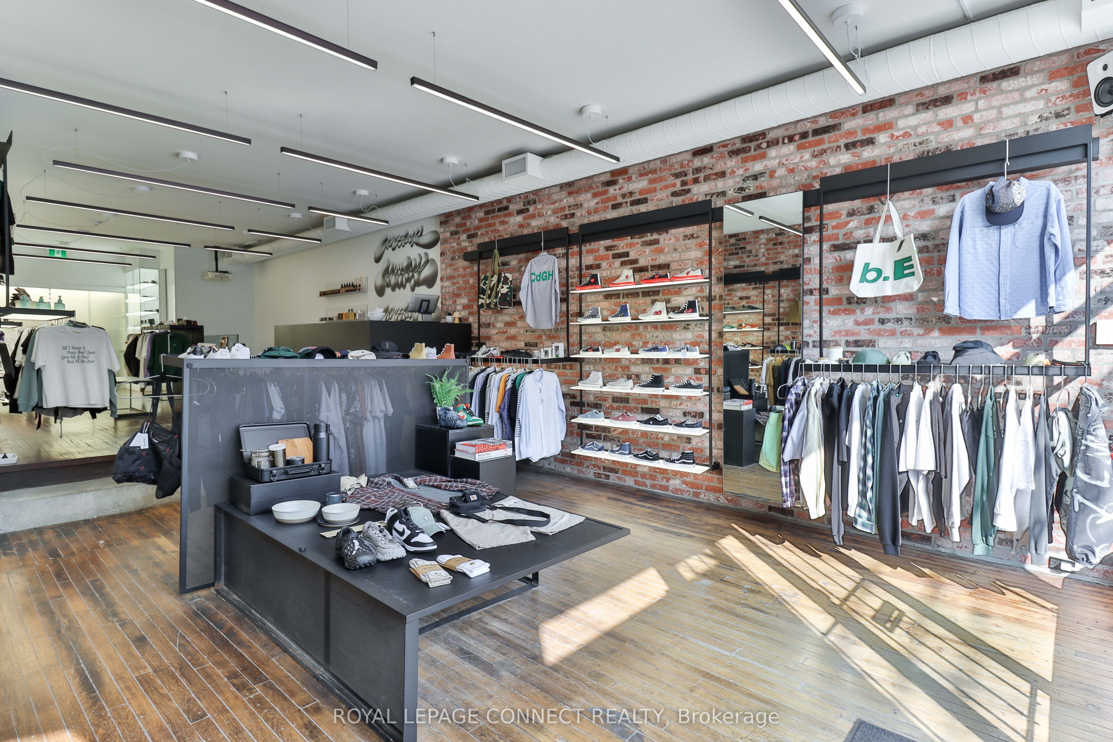 406 Roncesvalles Avenue, #Main