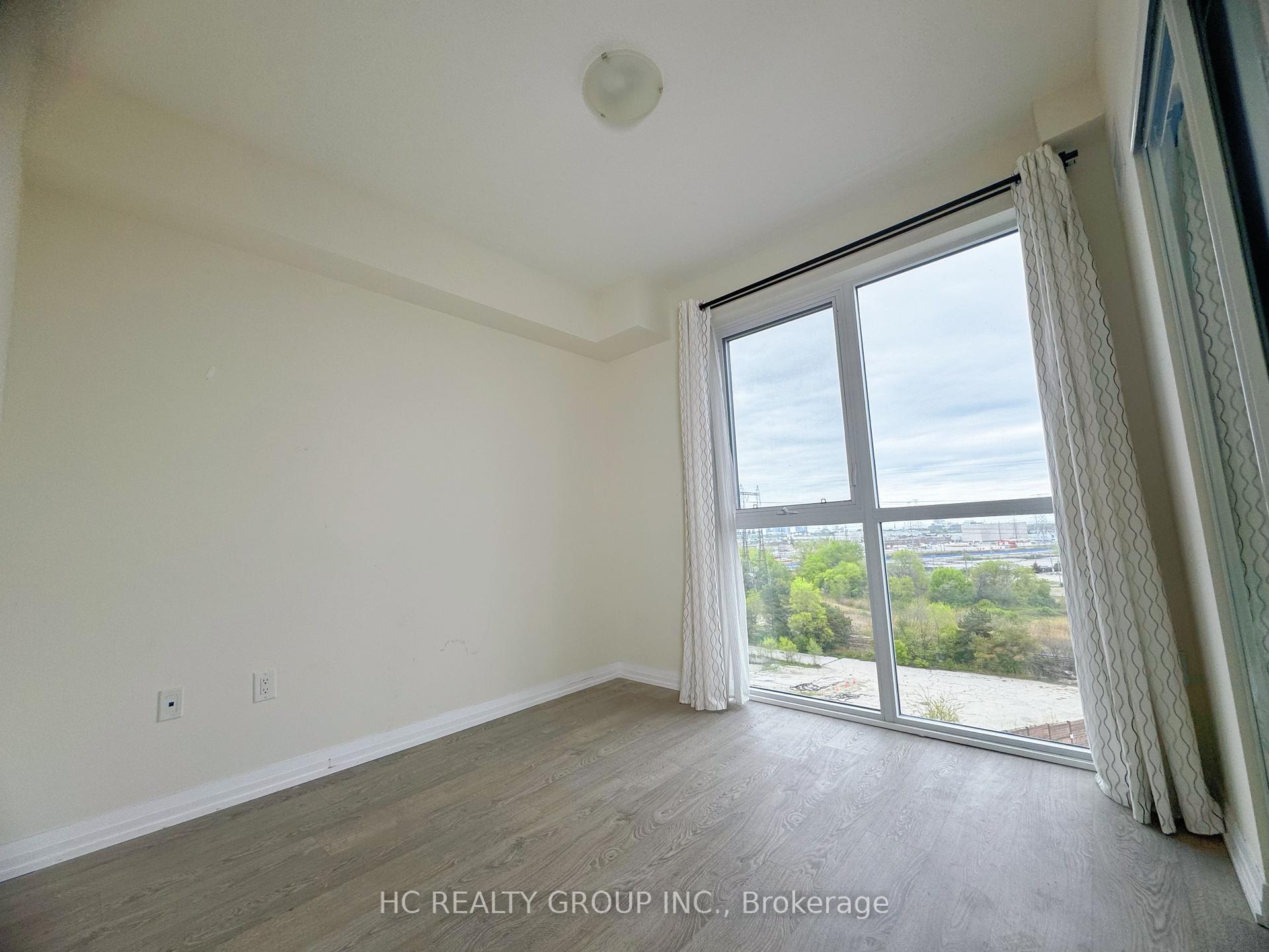 2 Bedrooms Condo at 50 Thomas Riley, Toronto For sale