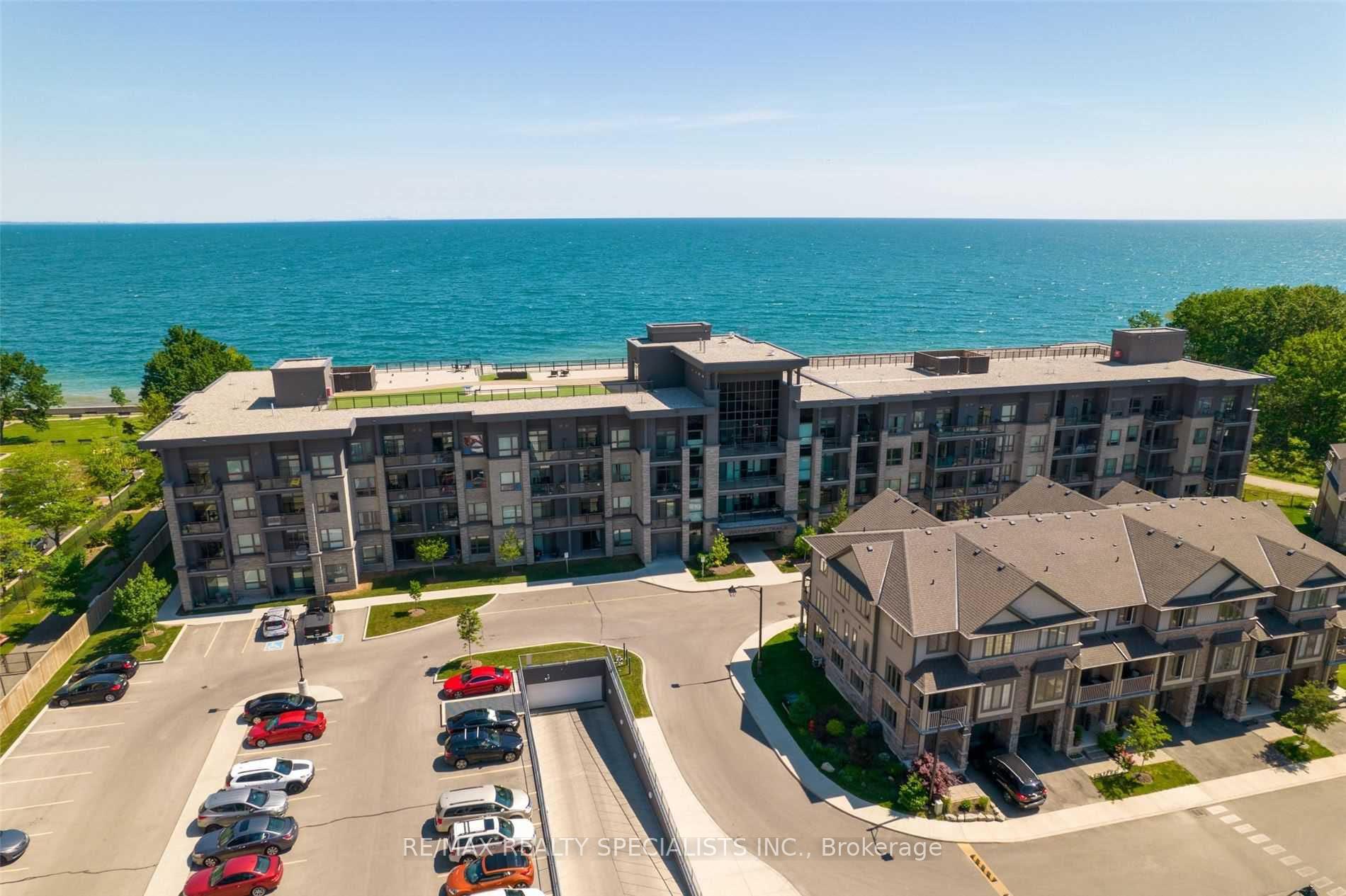 1 Bedroom Condo at 35 Southshore,  Hamilton For sale