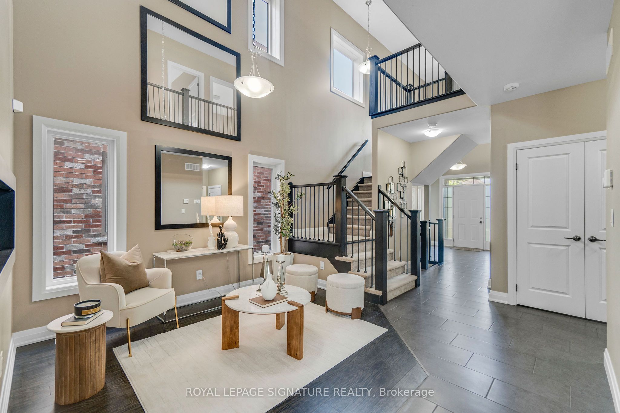 593 Pinery Trail