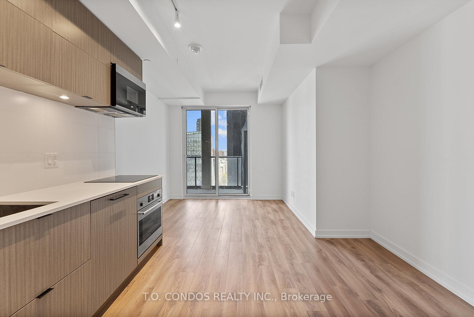 1 Bedroom Condo at 20 Edward,  Toronto For sale