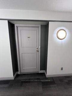 2 Bedrooms Condo at 100 Arbors, Vaughan For sale