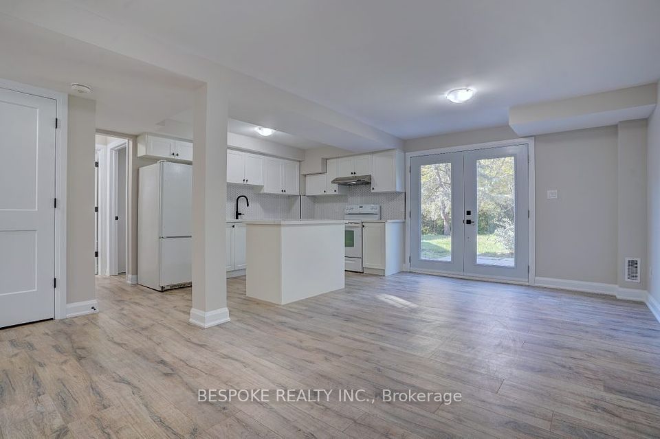 370 Colonsay Court
