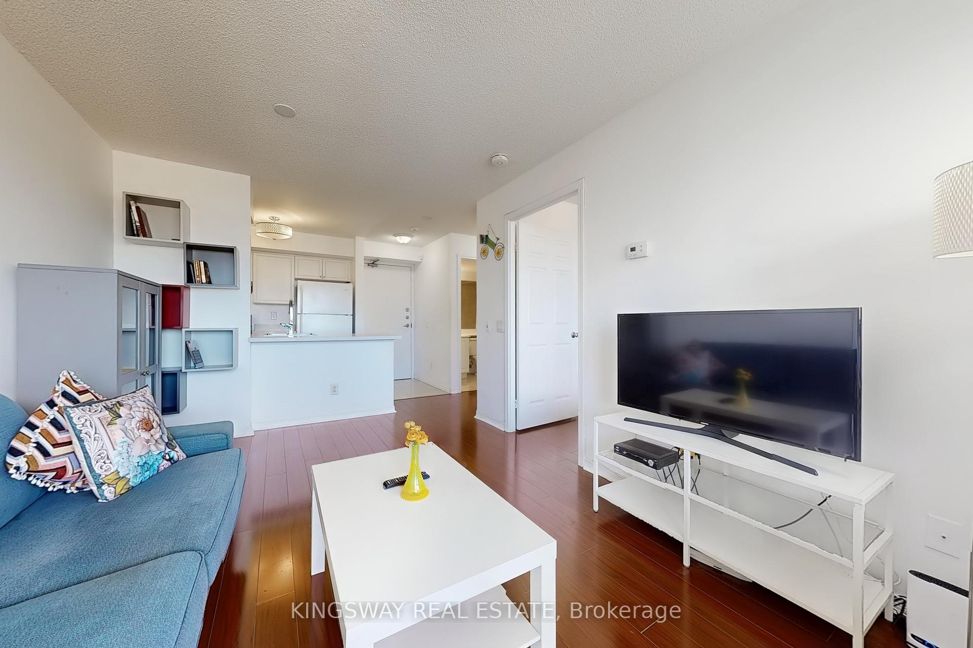 1 Bedroom Condo at 155 Beecroft, Toronto For sale