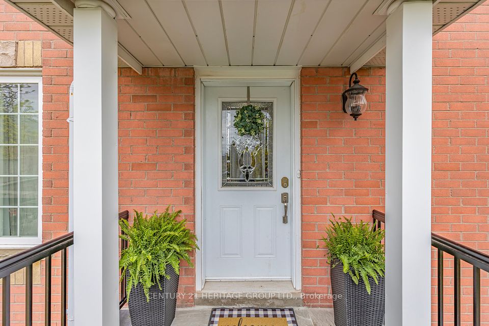 46 Covent Crescent, Aurora, ON L4G 6T3
