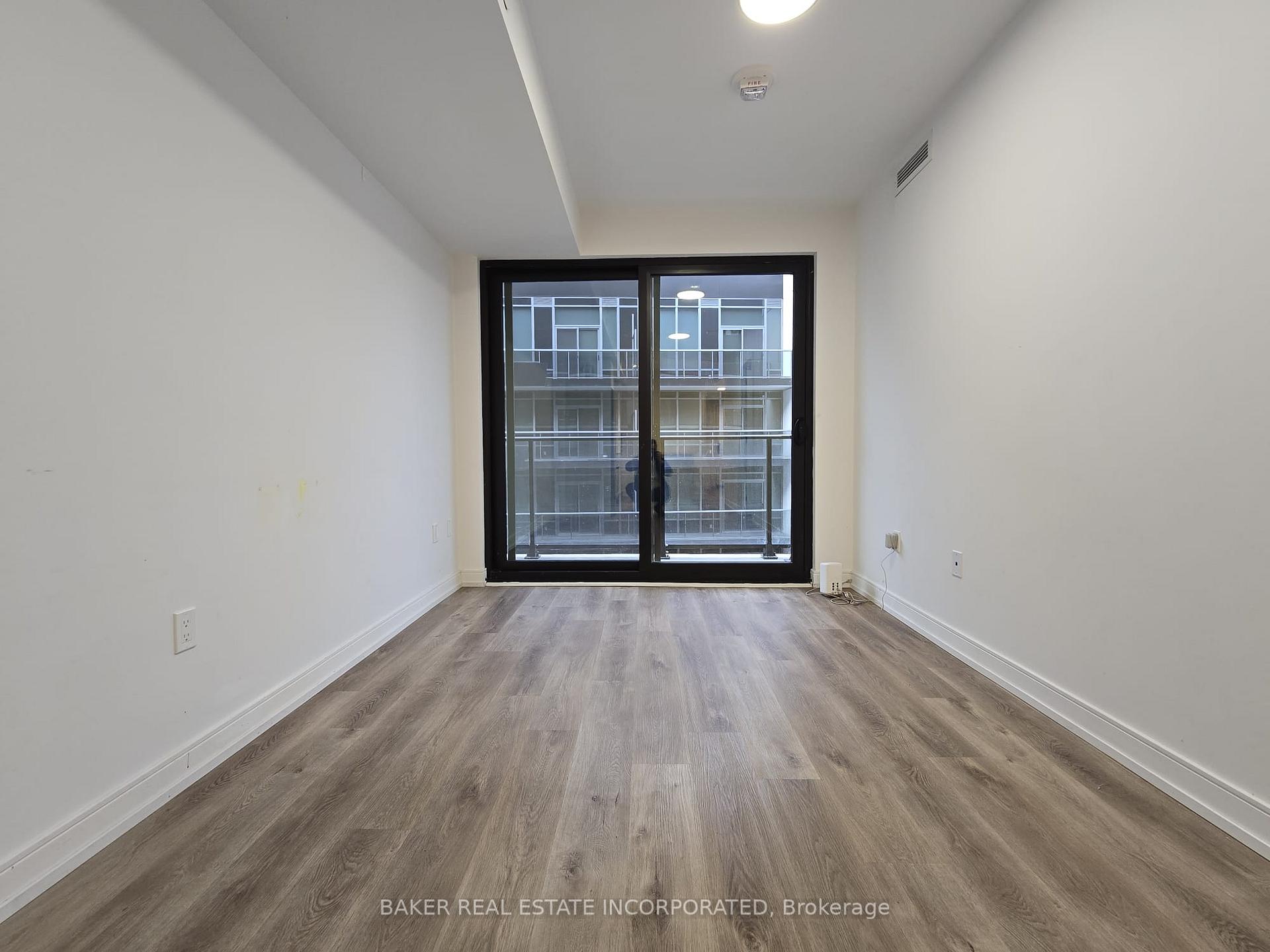 2 Bedrooms Condo at 1 Jarvis, Hamilton For sale