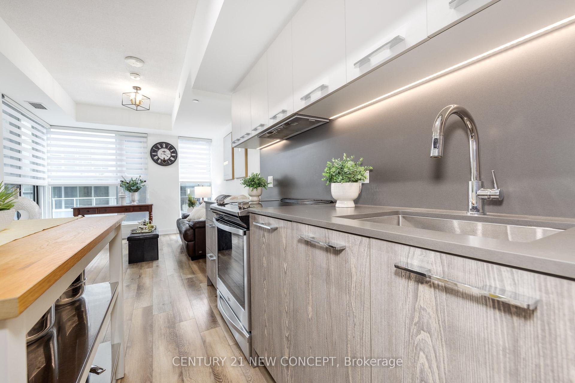 1 Bedroom Condo at 30 Baseball, Toronto For sale