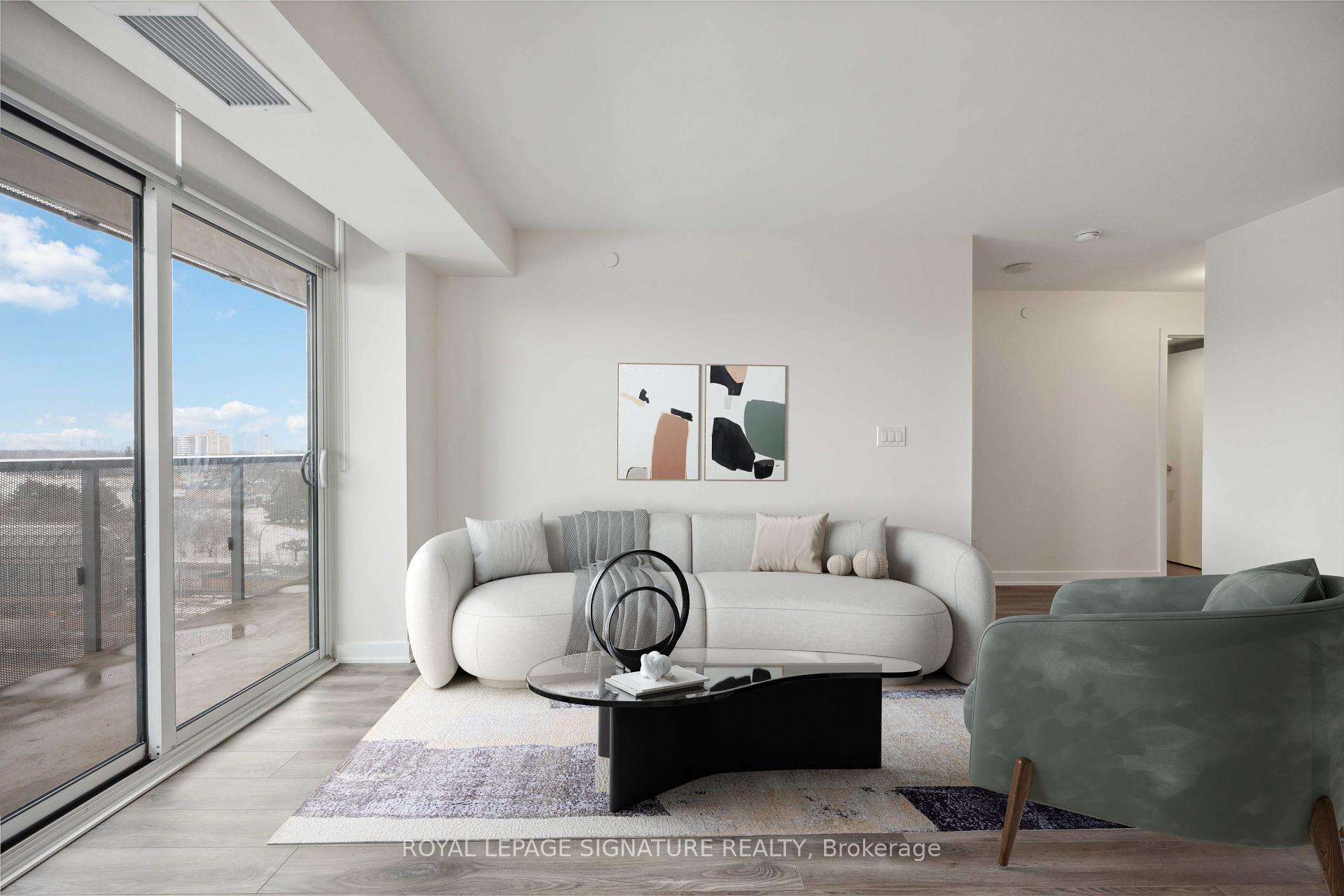 2 Bedrooms Condo at 160 Flemington, Toronto For sale