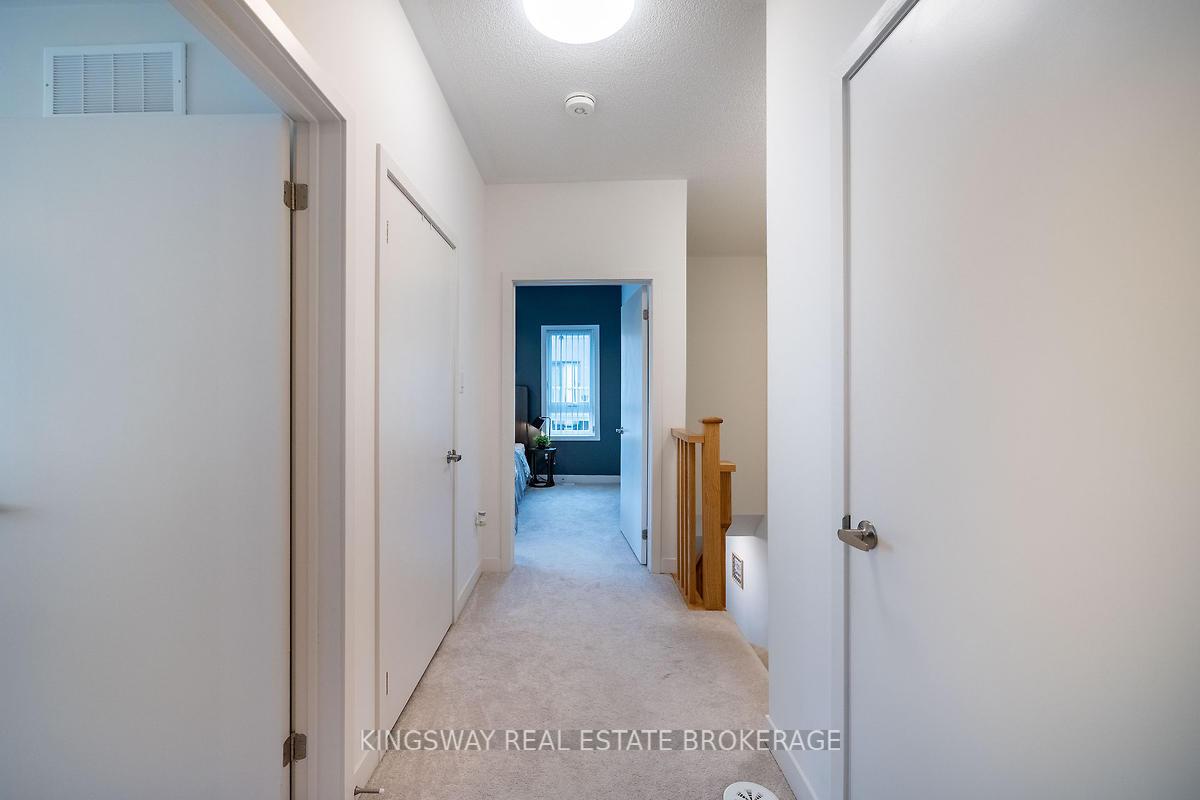 3 Bedrooms Condo at 70 Orchid Place,  Toronto For sale