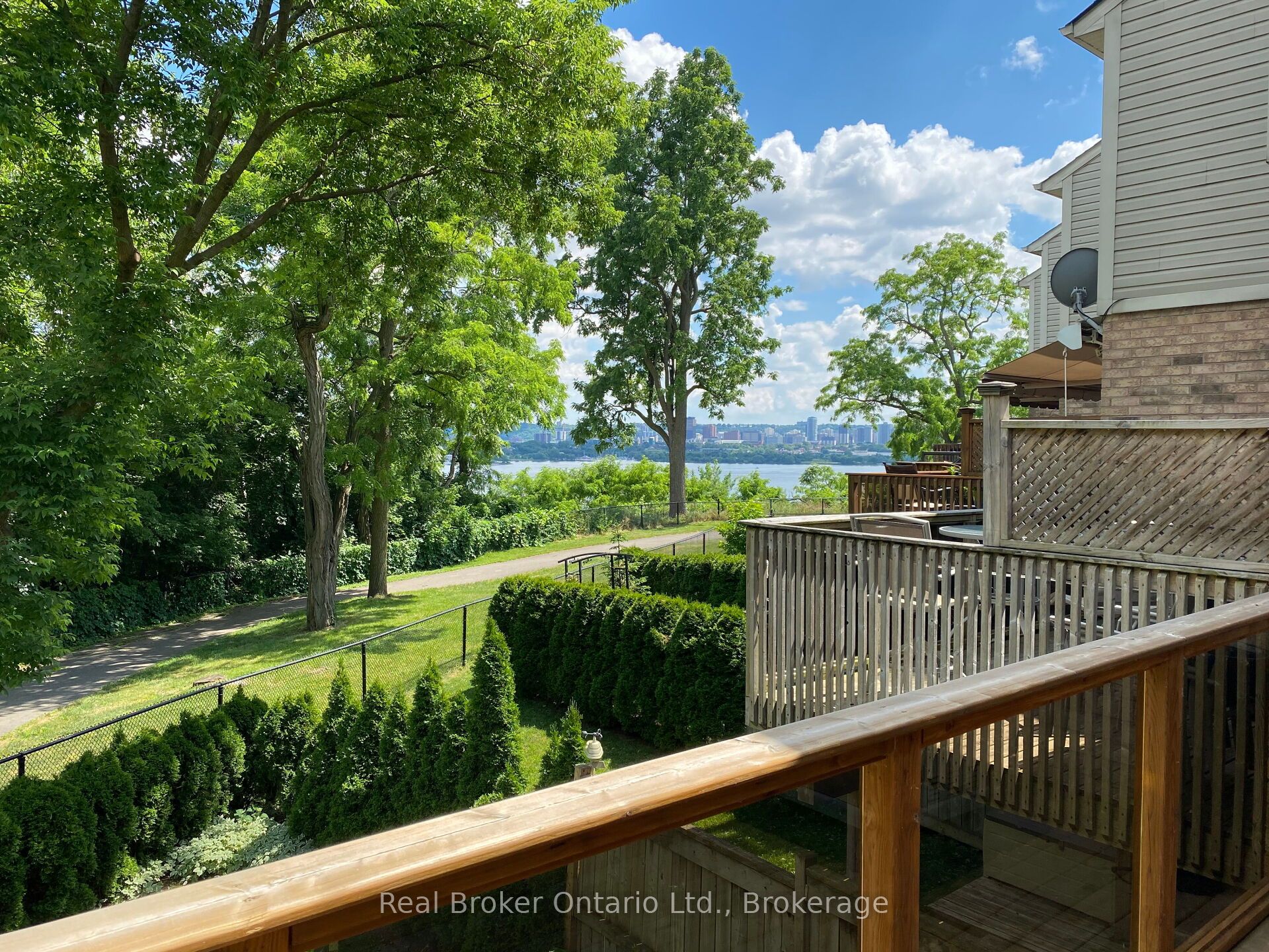 710 Spring Gardens Road, #98