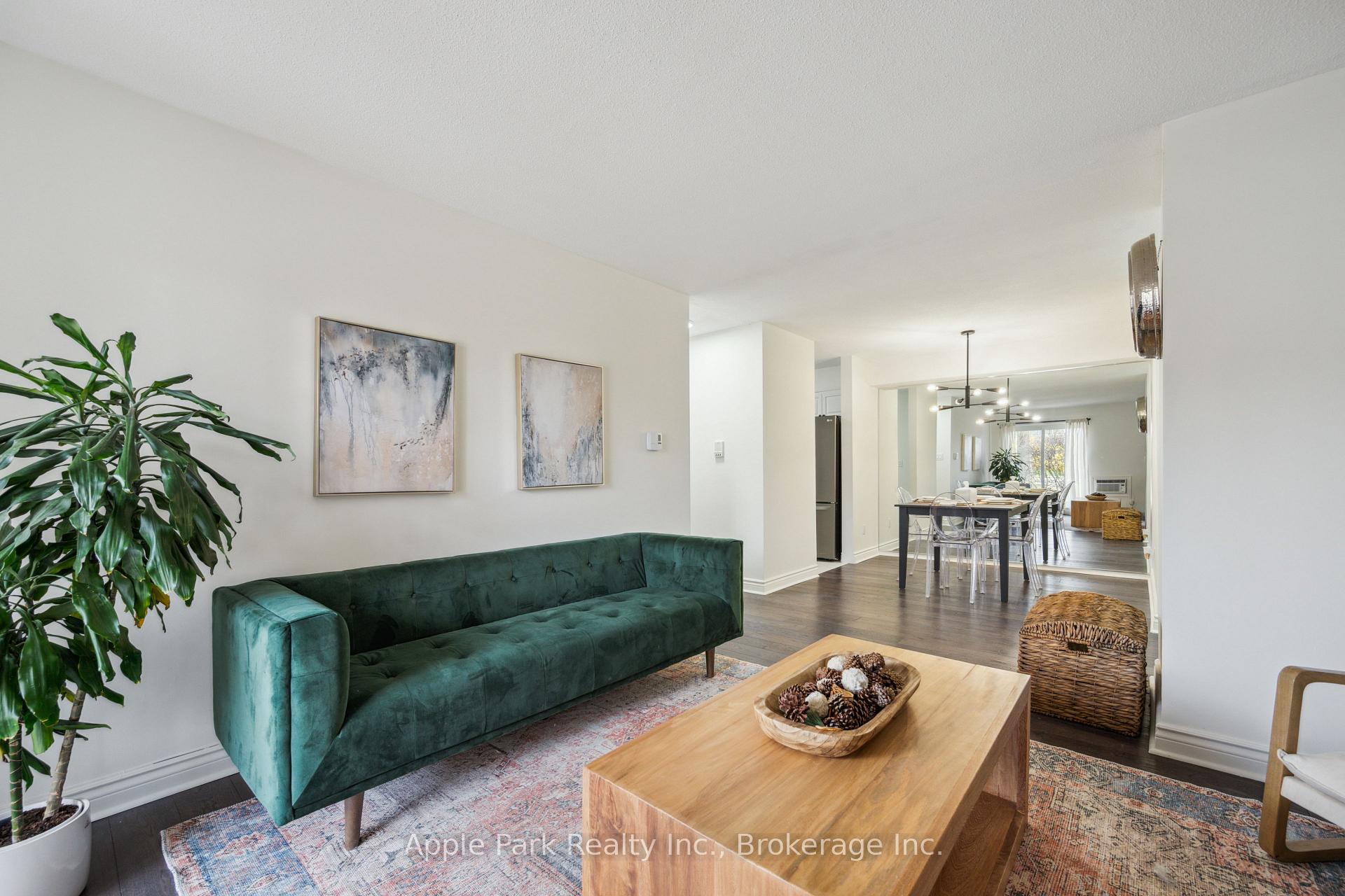 2 Bedrooms Condo at 1450 Glen Abbey,  Oakville For sale