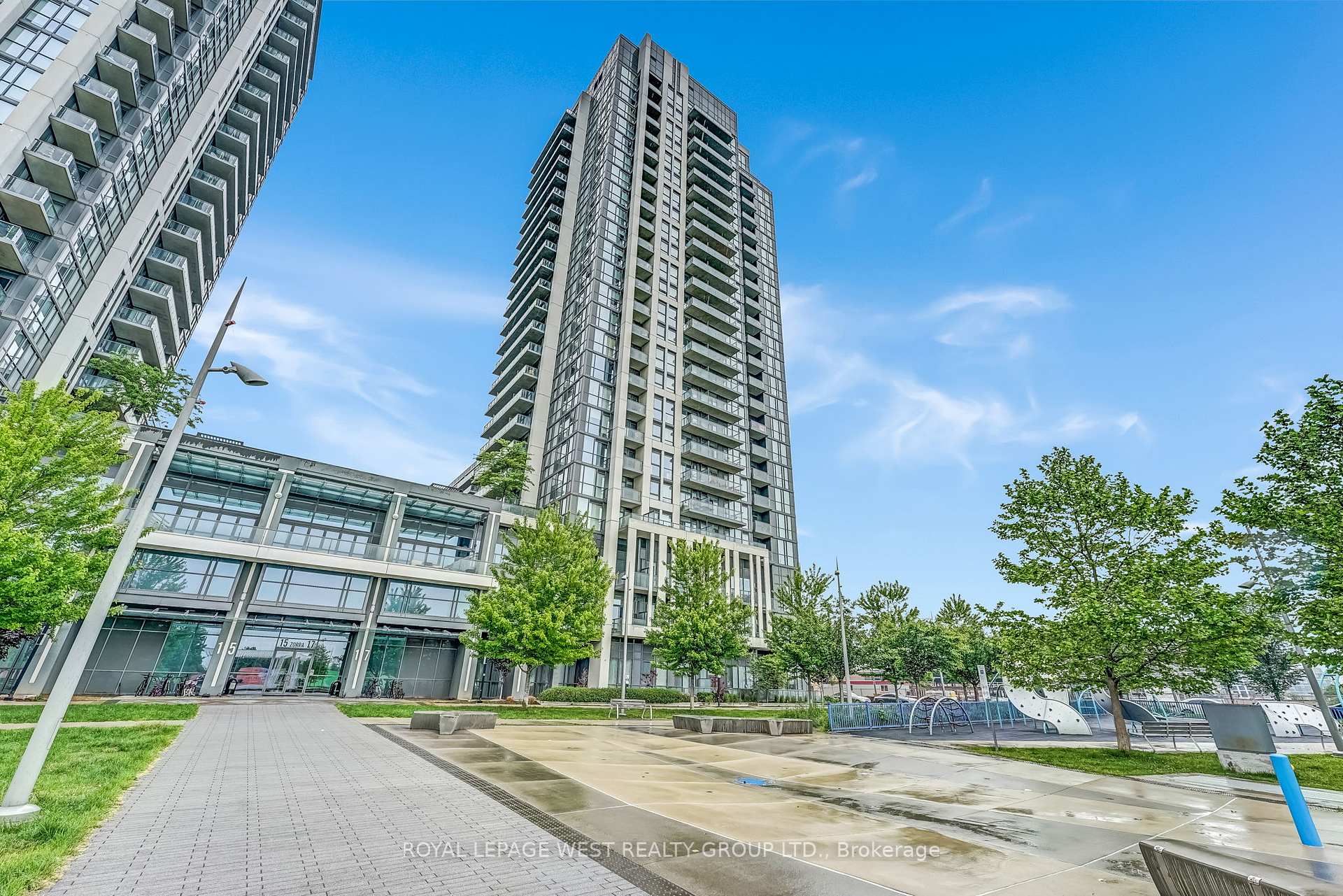 1 Bedroom Condo at 17 Zorra, Toronto For sale