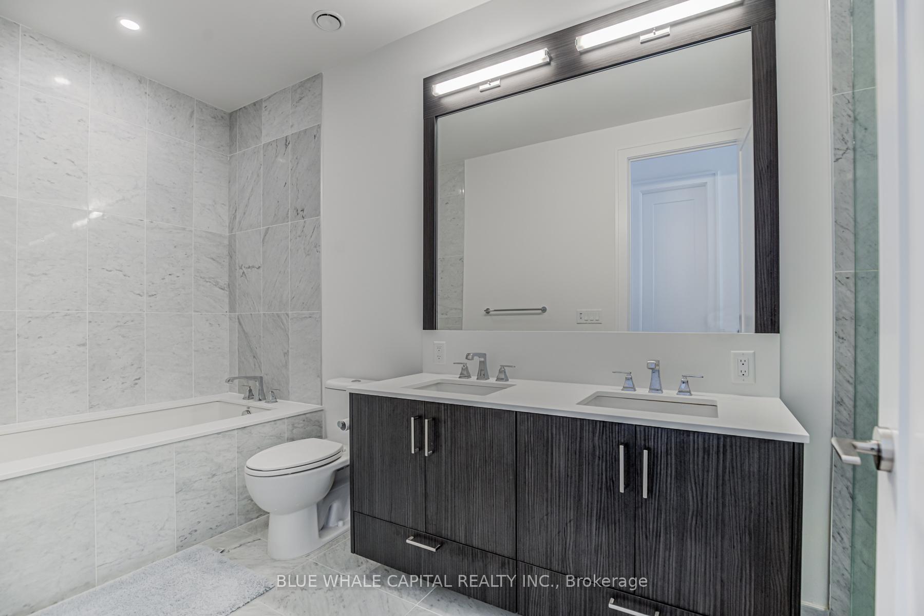 3 Bedrooms Condo at 25 Adra Grado,  Toronto For sale