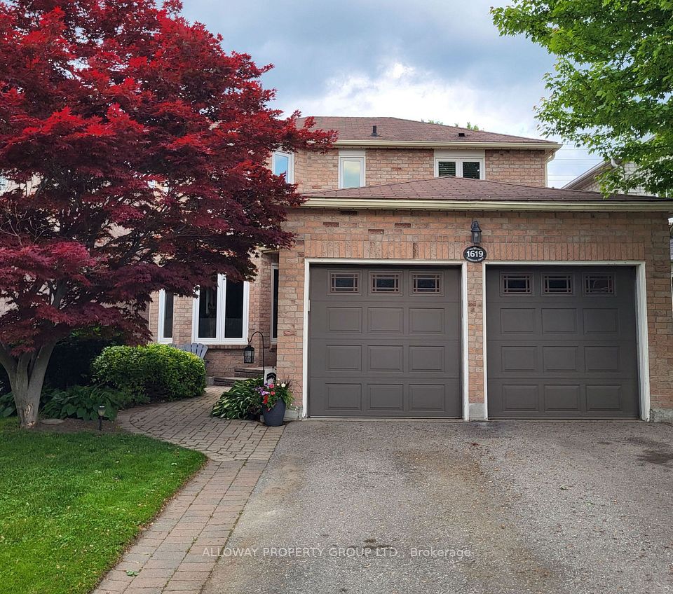 1619 Deerbrook