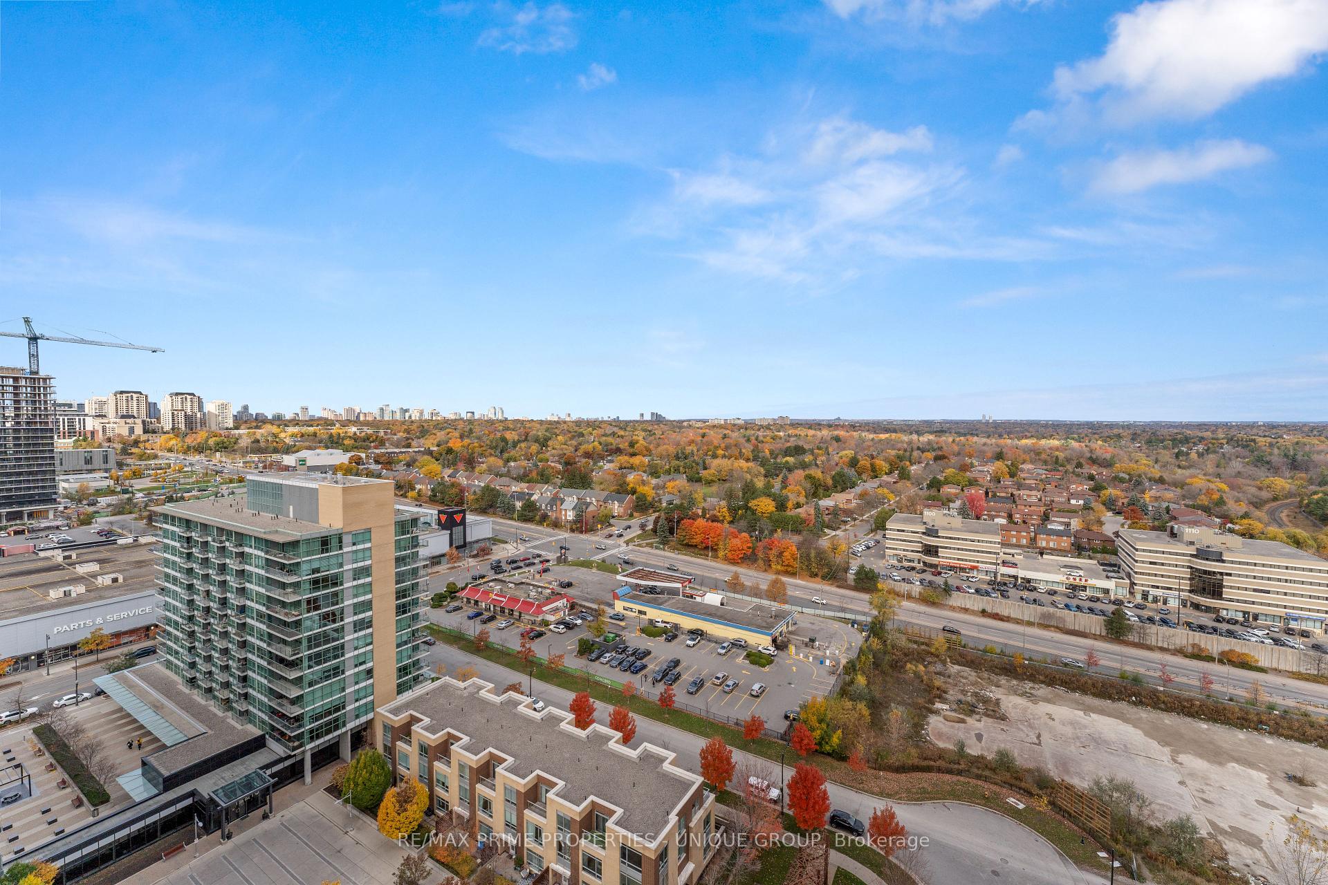 1 Bedroom Condo at 29 Singer, Toronto For sale