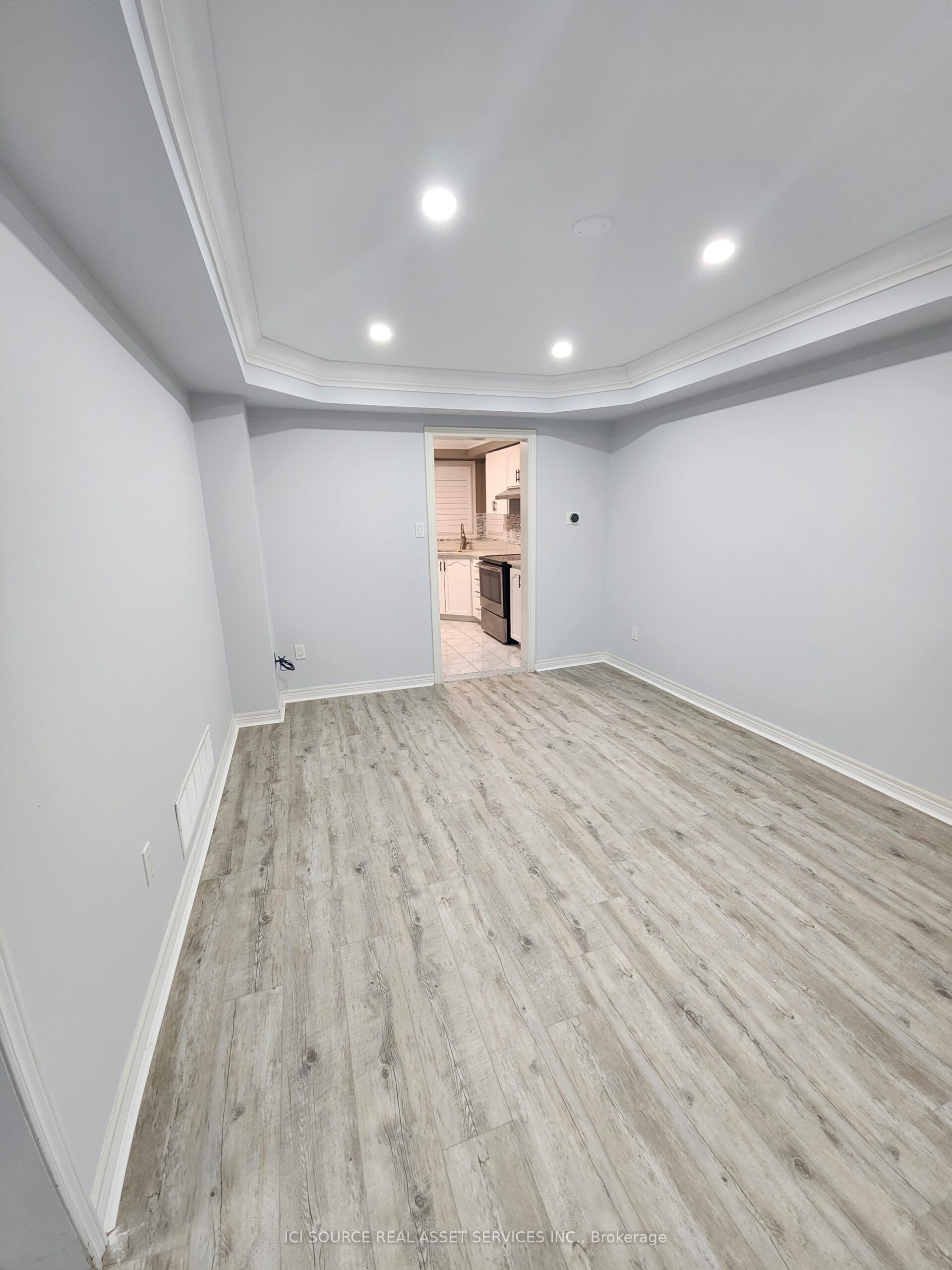 2037 Mckerlie Crescent, Burlington Rose