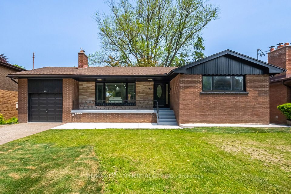 121 Lower Horning