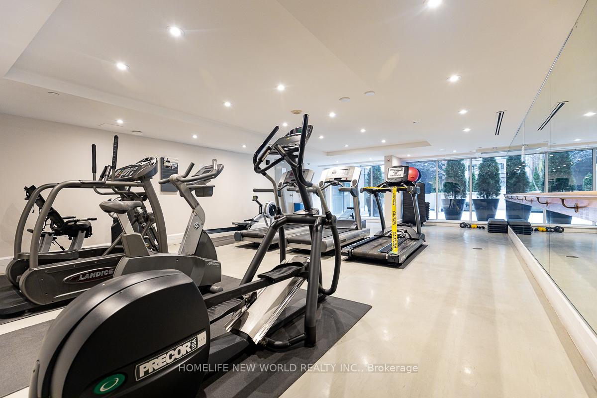 3 Bedrooms Condo at 111 Elizabeth, Toronto For sale