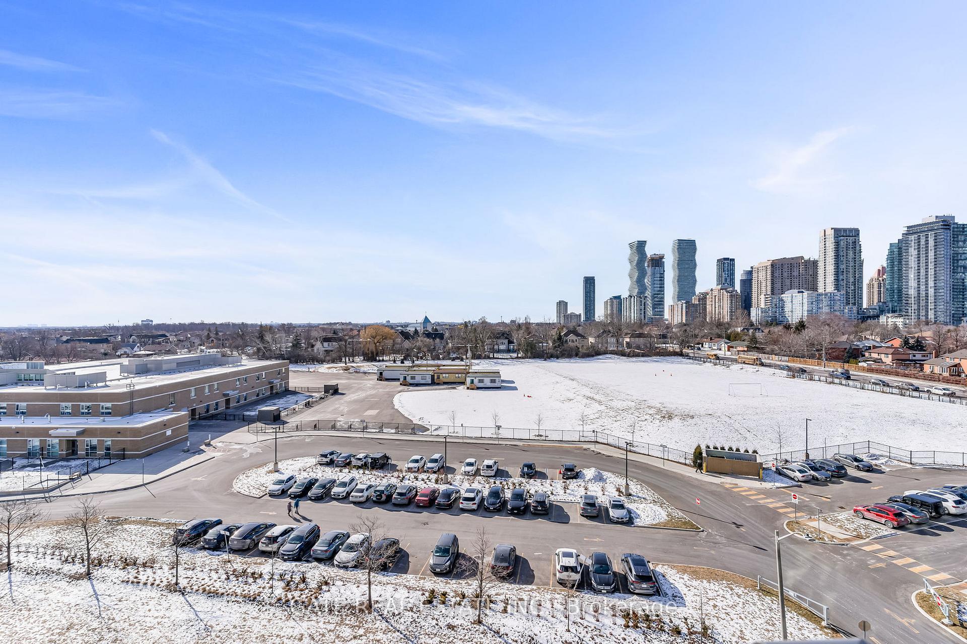 2 Bedrooms Condo at 3525 Kariya, Mississauga For sale