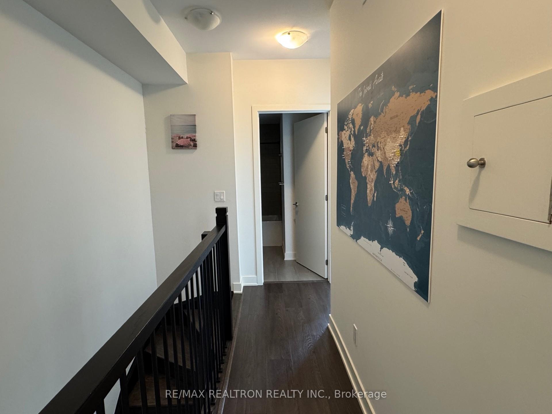 3 Bedrooms Condo at 25 Sonic, Toronto For sale