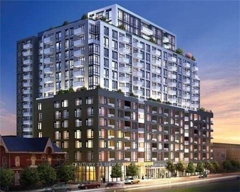 525 Adelaide