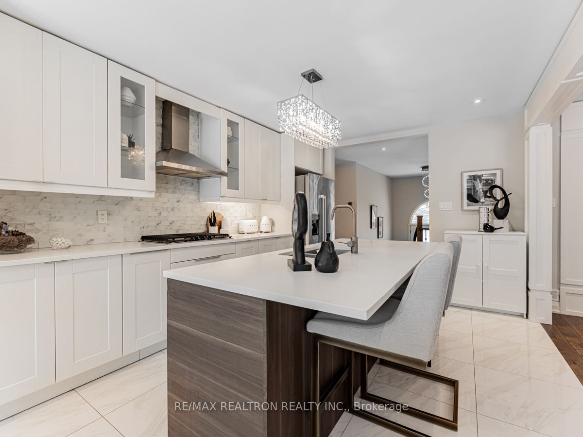 3 Pinehurst Court