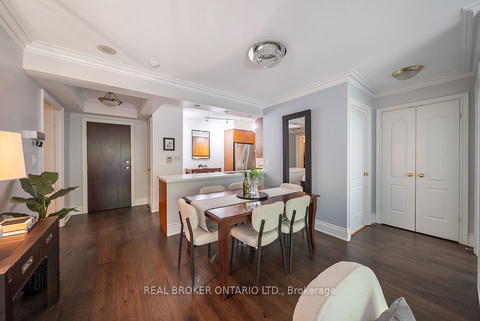 #116 - 28 William Carson Crescent, Toronto, ON M2P 2H1
