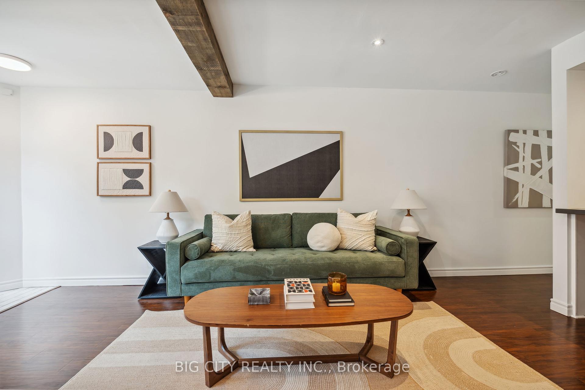 1 Bedroom Condo at 570 Wellington, Toronto For sale