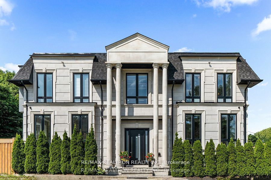 225 Northwood Drive, Toronto, ON M2M 2K5