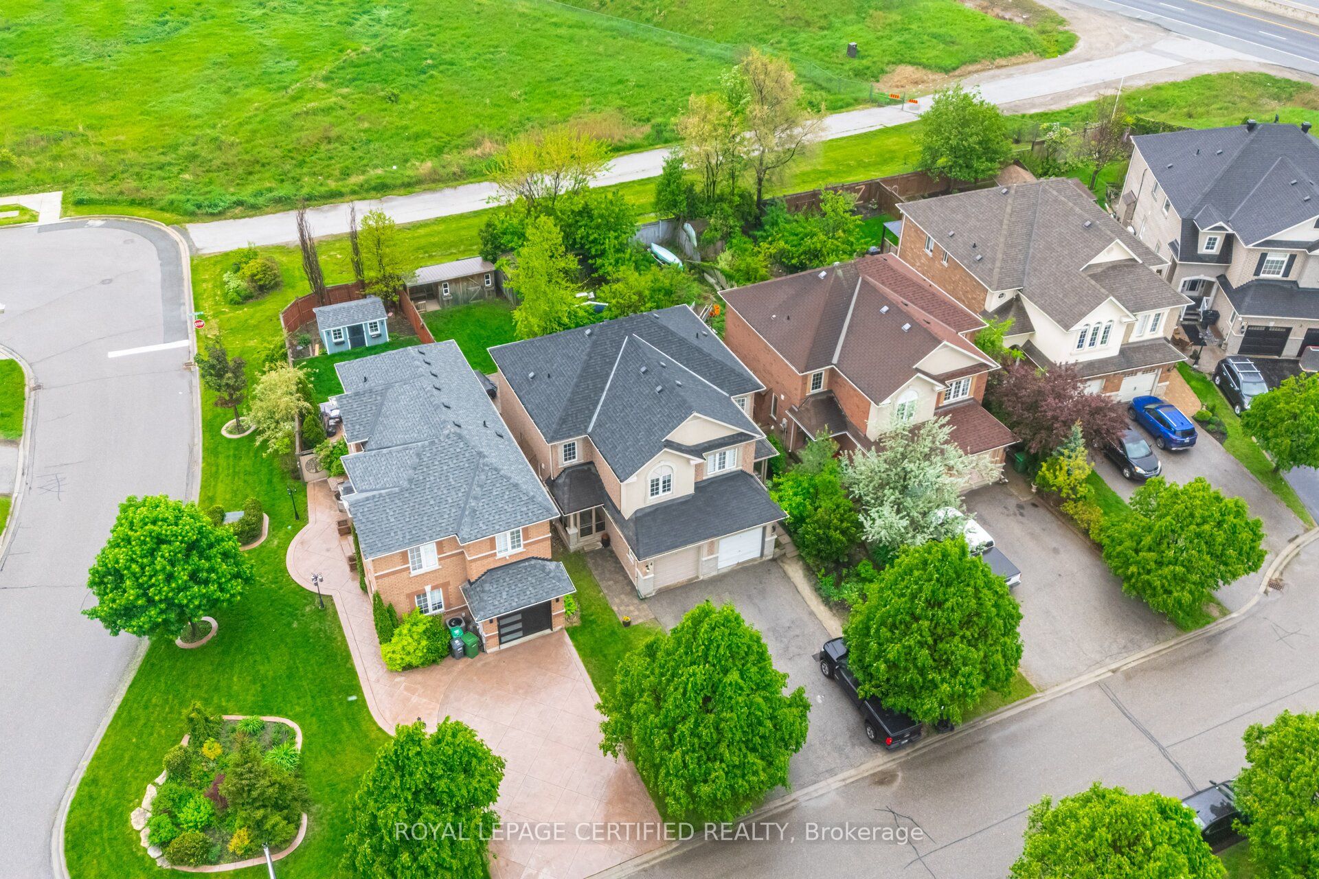 4 Hesketh Court