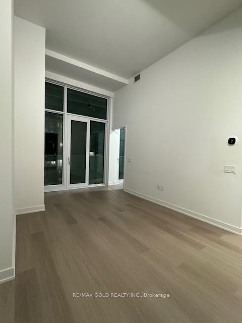 2 Bedrooms Condo at 3883 Quartz,  Mississauga For sale