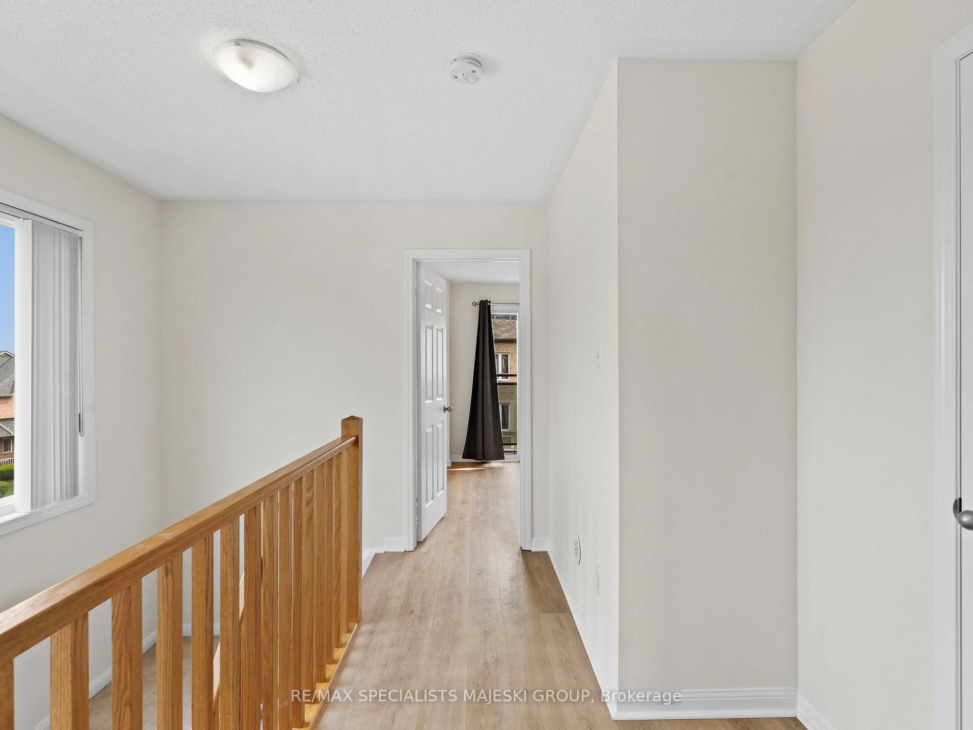 2 Bedrooms Condo at 2891 Rio, Mississauga For sale