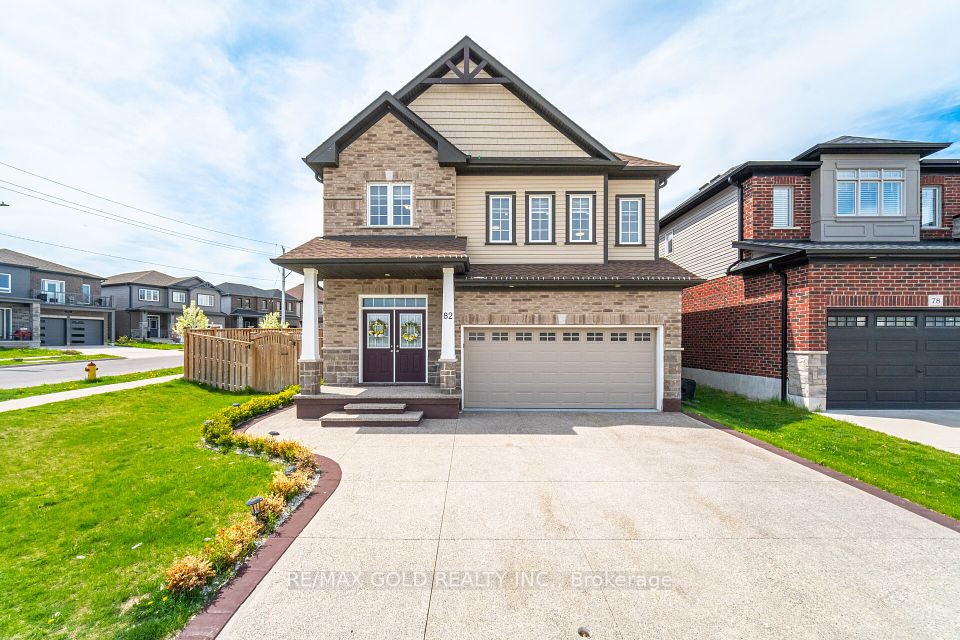 82 Castlebay