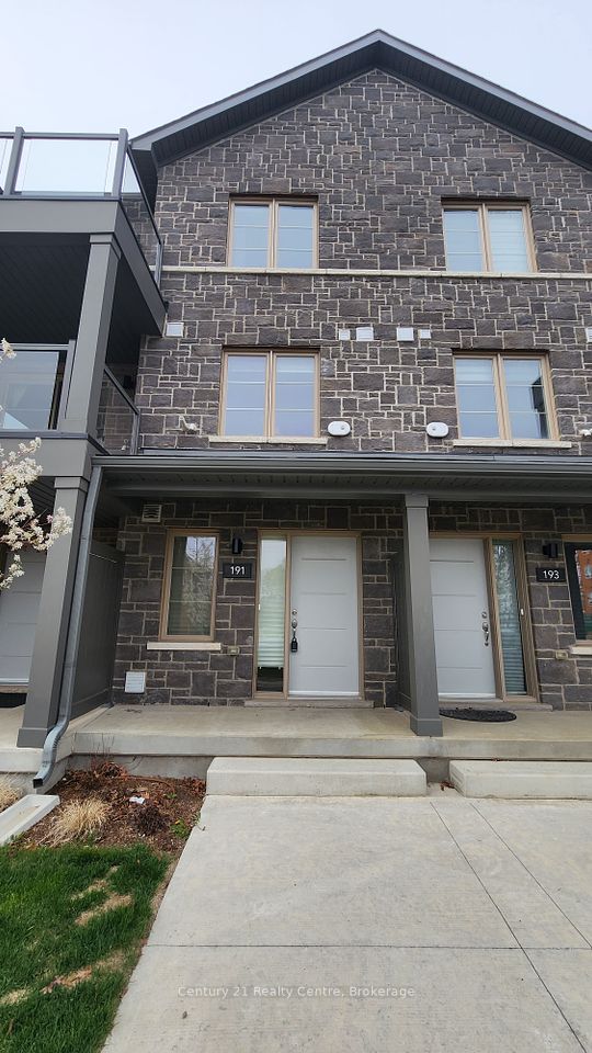 191 WEST OAK