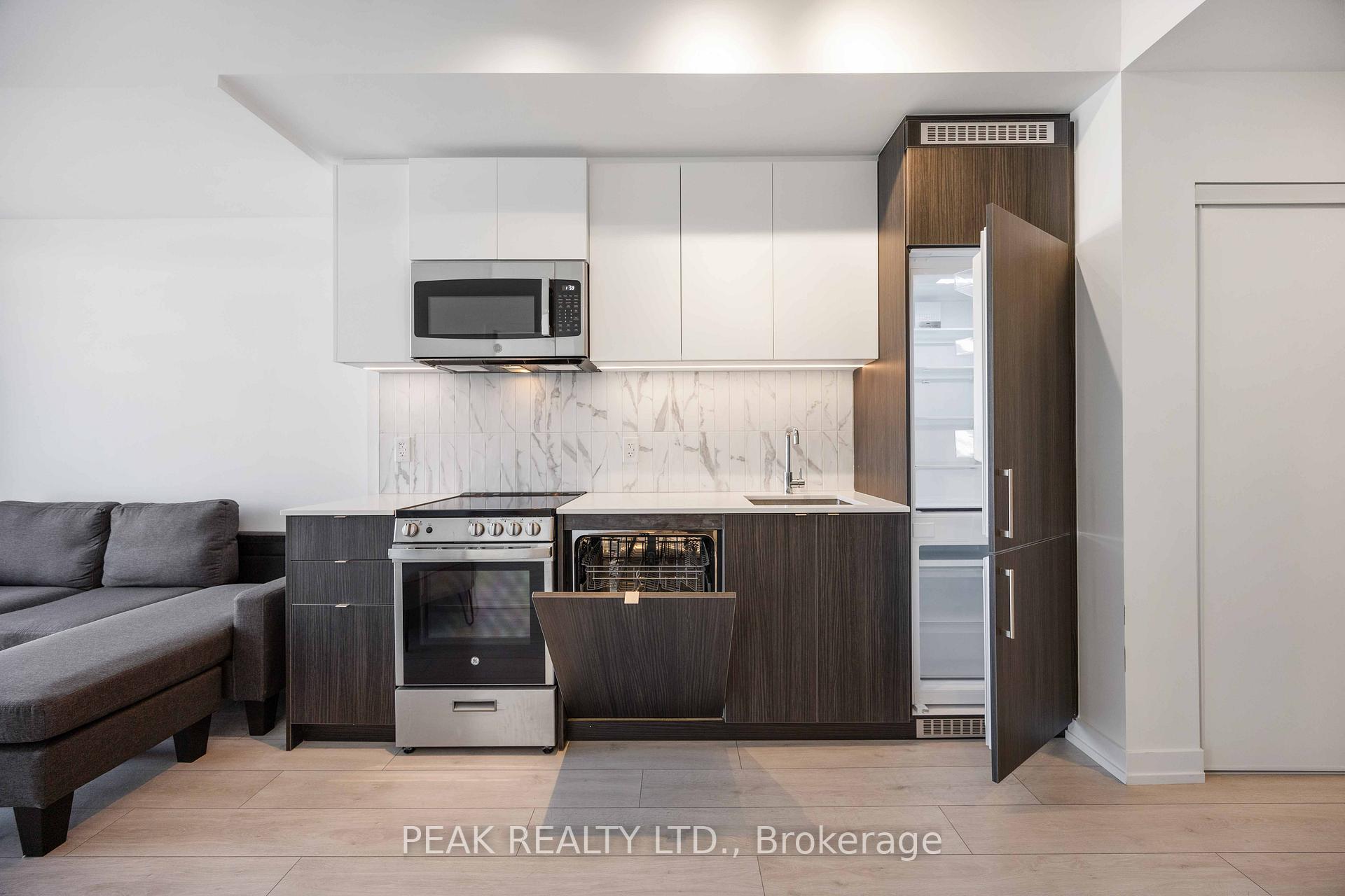 1 Bedroom Condo at 500 Dupont,  Toronto For sale