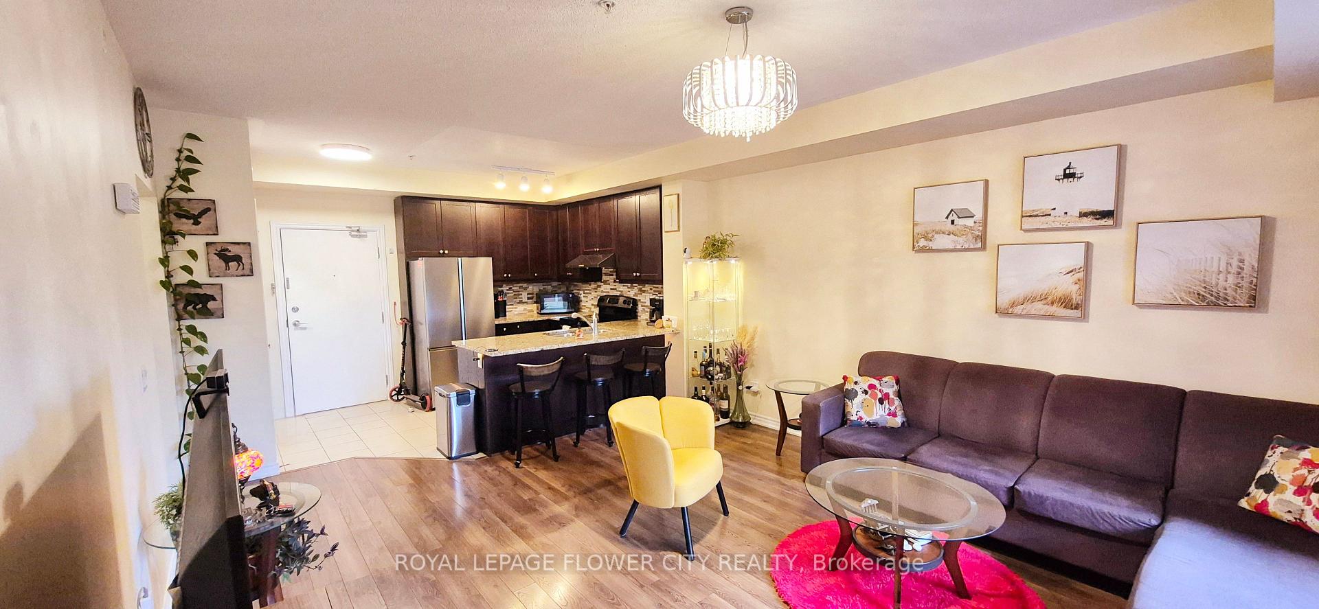 2 Bedrooms Condo at 570 Lolita, Mississauga For sale