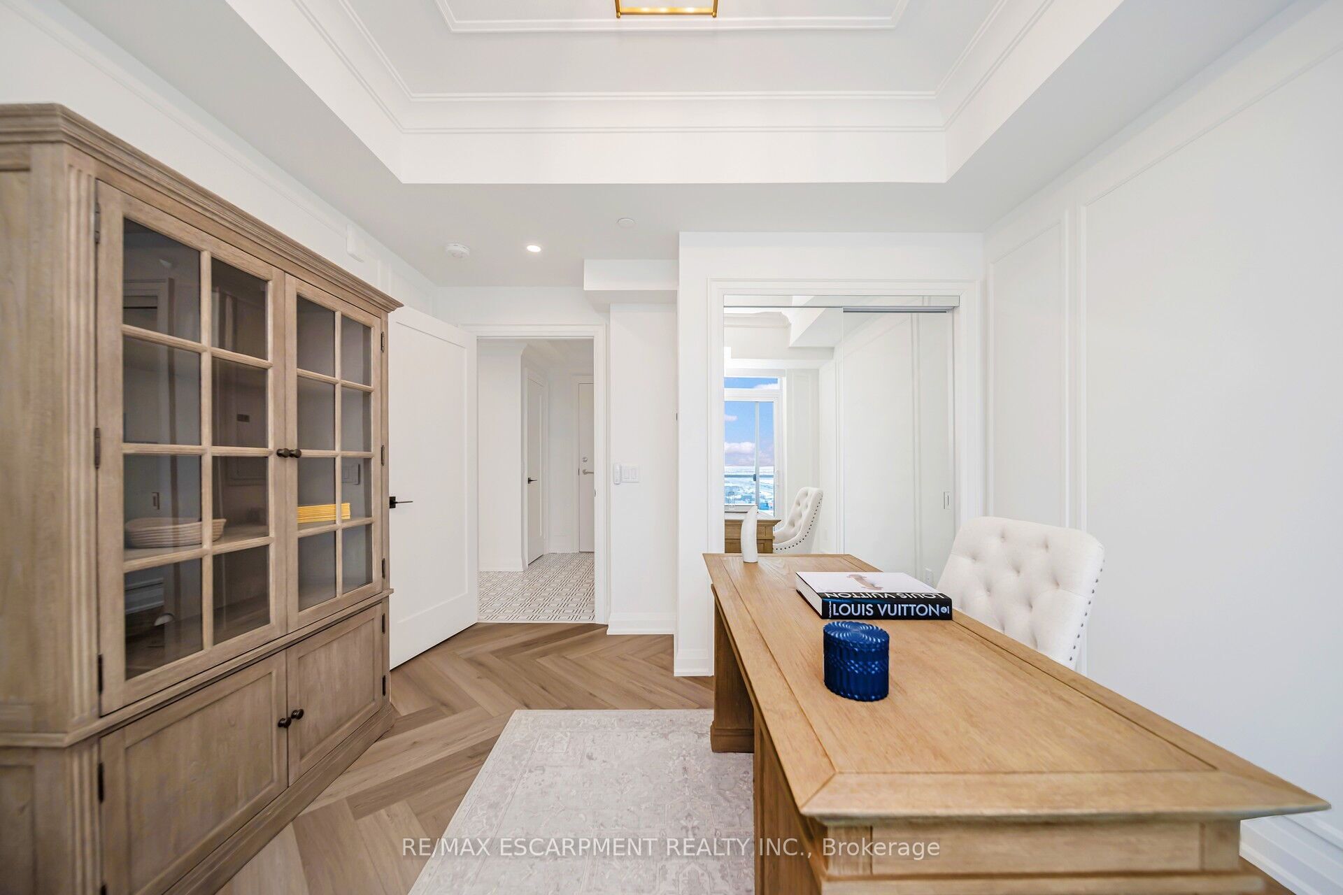 16 Concord Place, #905