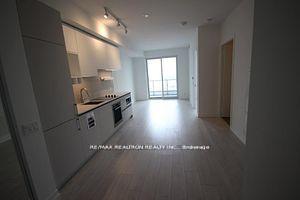 2 Bedrooms Condo at 950 Portage,  Vaughan For sale