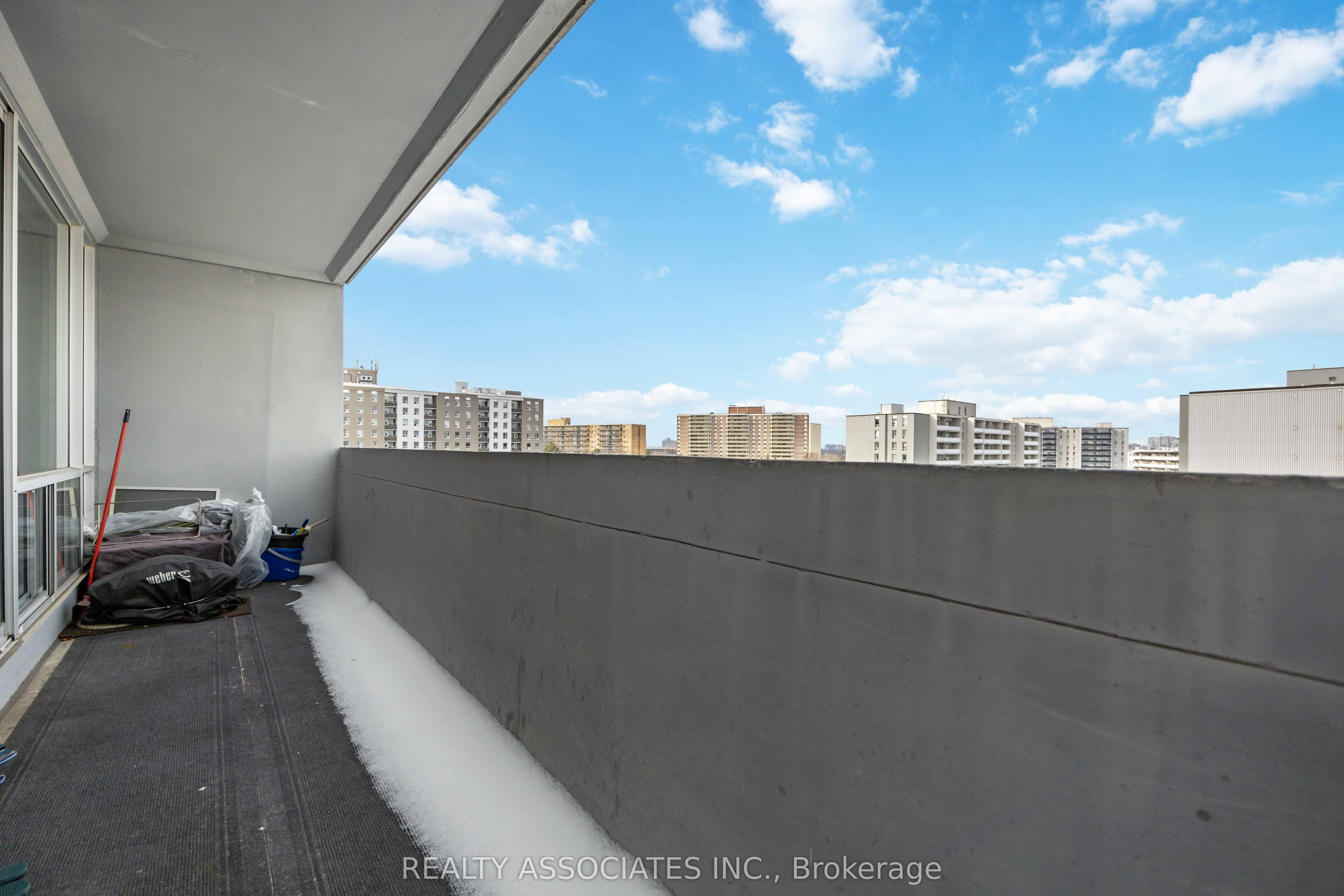 2 Glamorgan Avenue, #1014