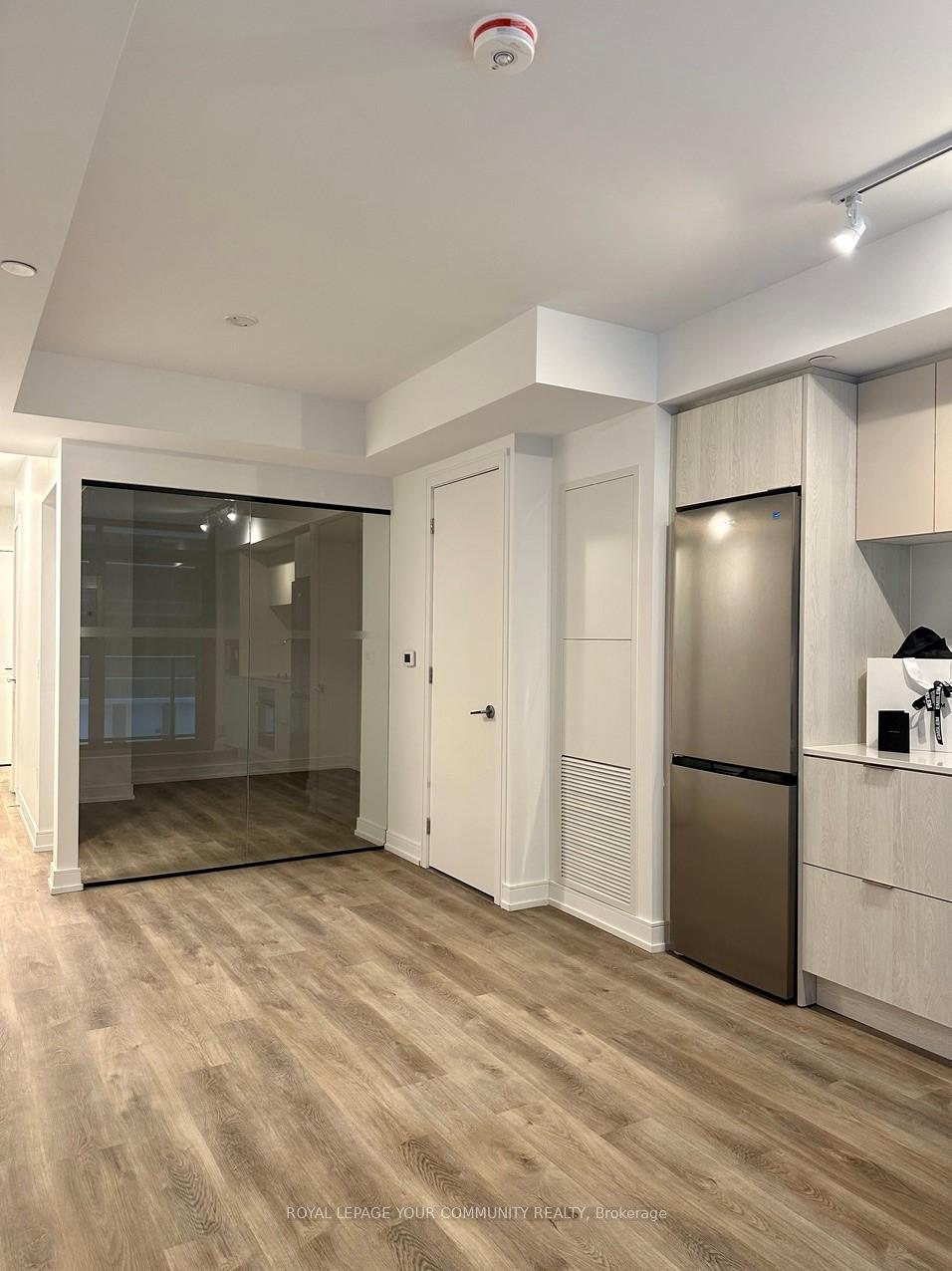 1 Bedroom Condo at 1 Jarvis, Hamilton For sale