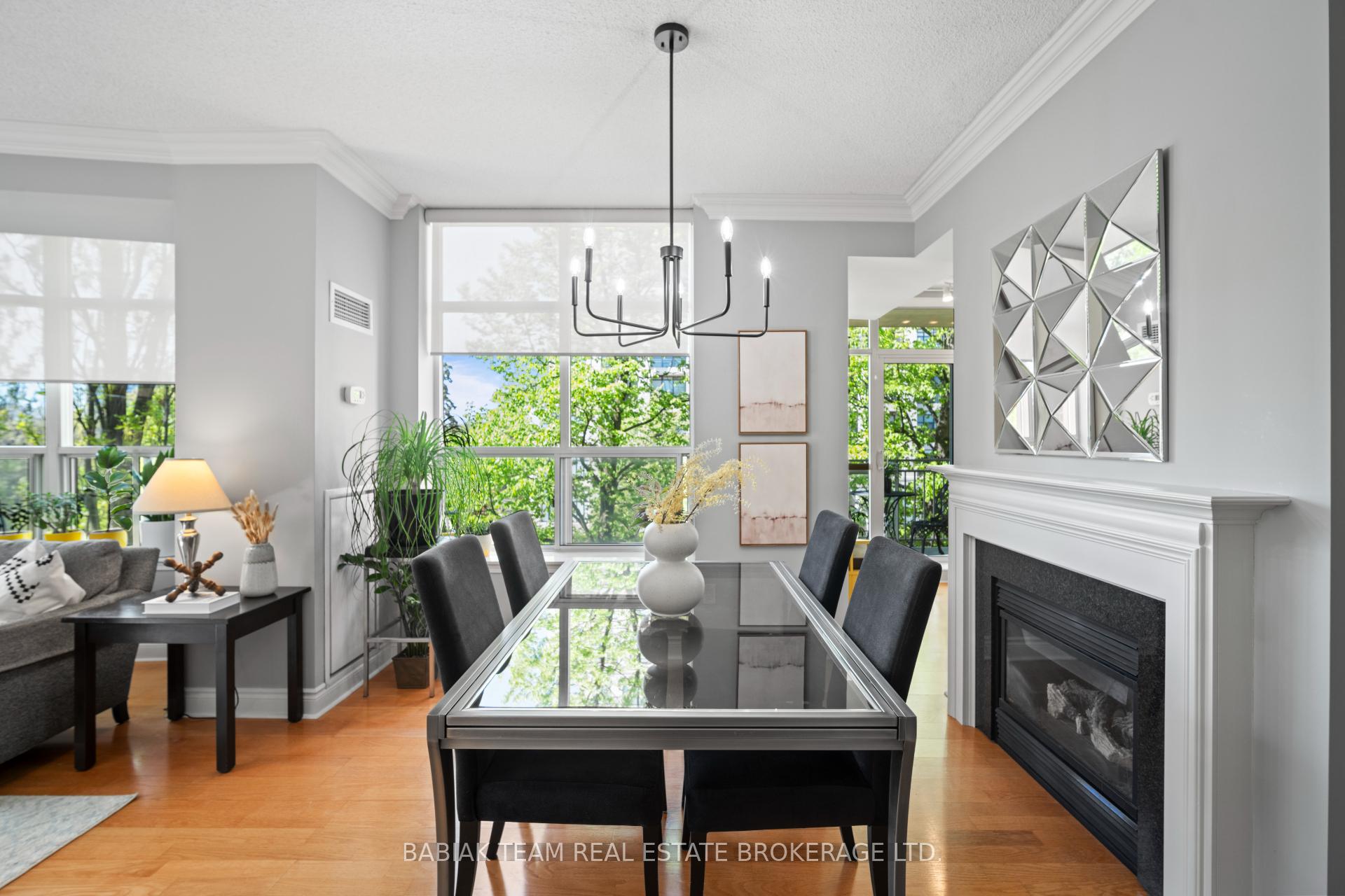 2 Bedrooms Condo at 2511 Bloor, Toronto For sale
