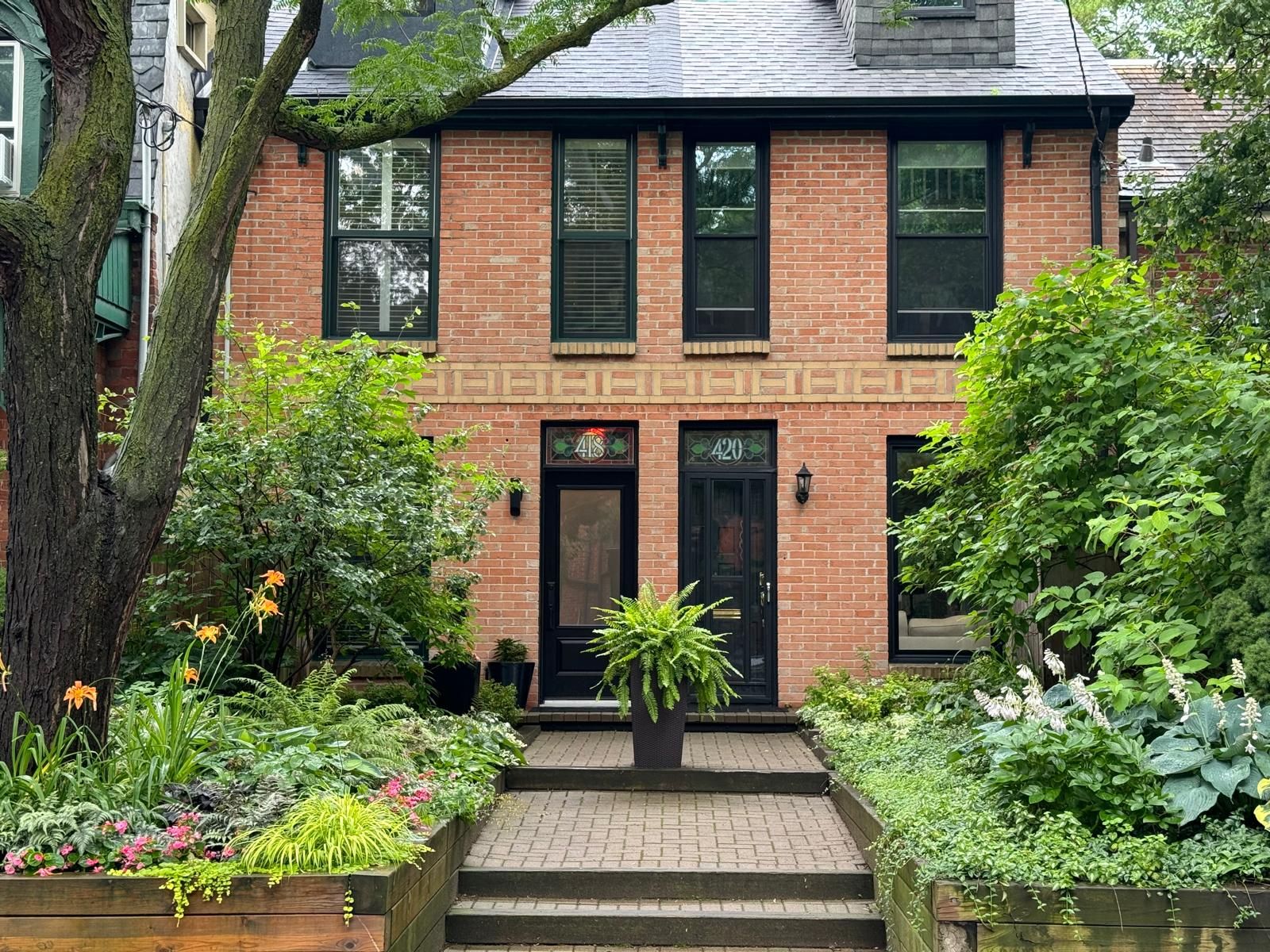 418 Ontario Street