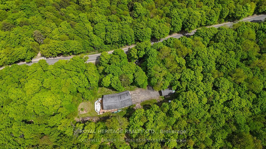 1030 Purbrook Road, Bracebridge, ON P1L 1X3