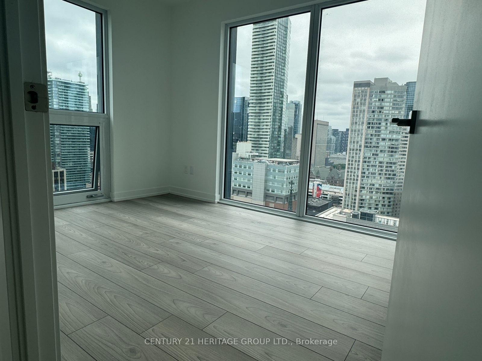 3 Bedrooms Condo at 199 Church,  Toronto For sale