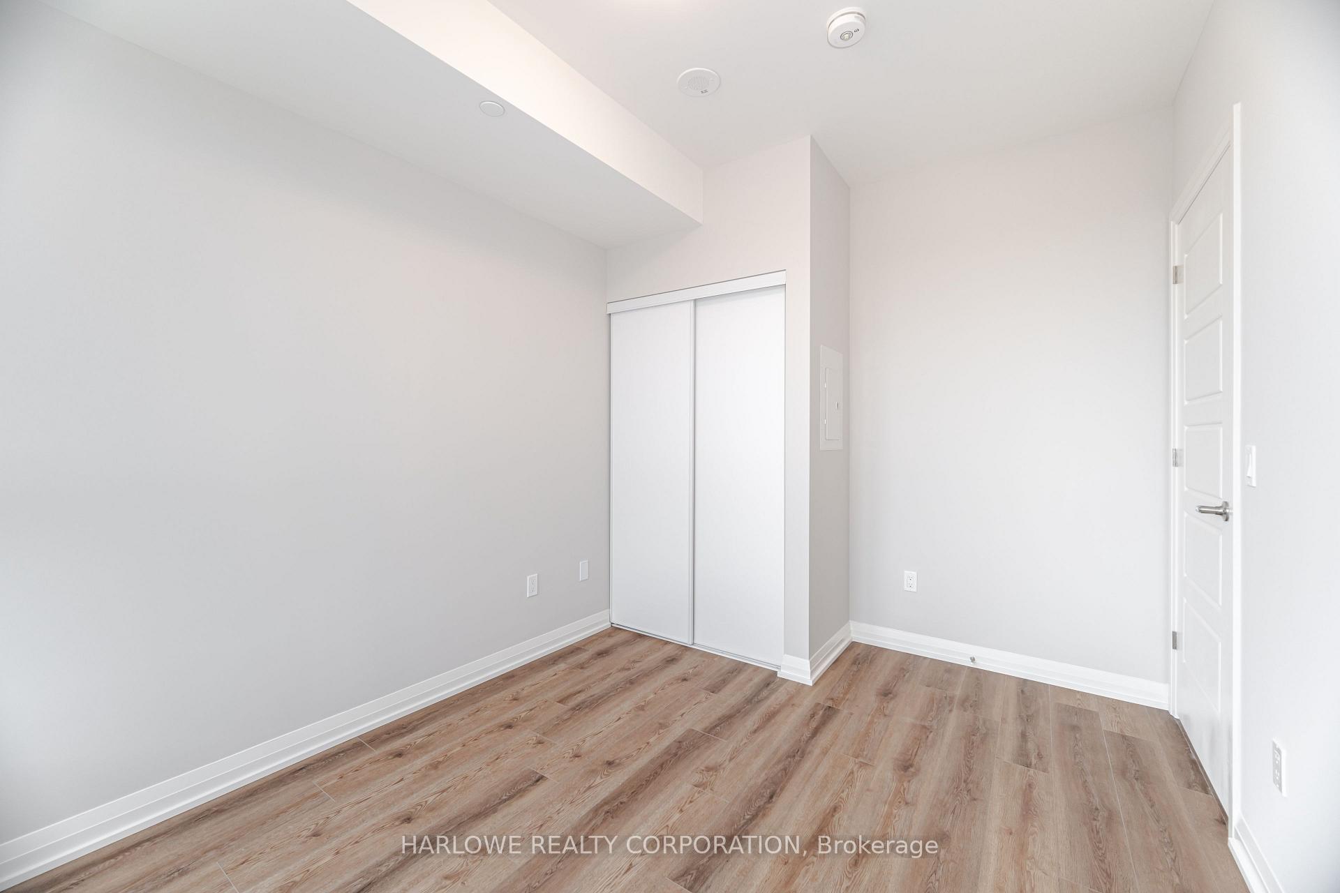 1 Bedroom Condo at 3006 William Cutmore, Oakville For sale