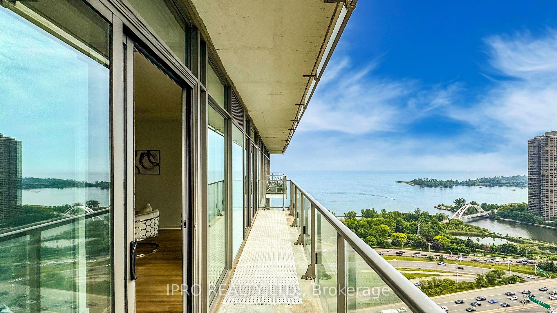 3 Bedrooms Condo at 103 The Queensway, Toronto For sale