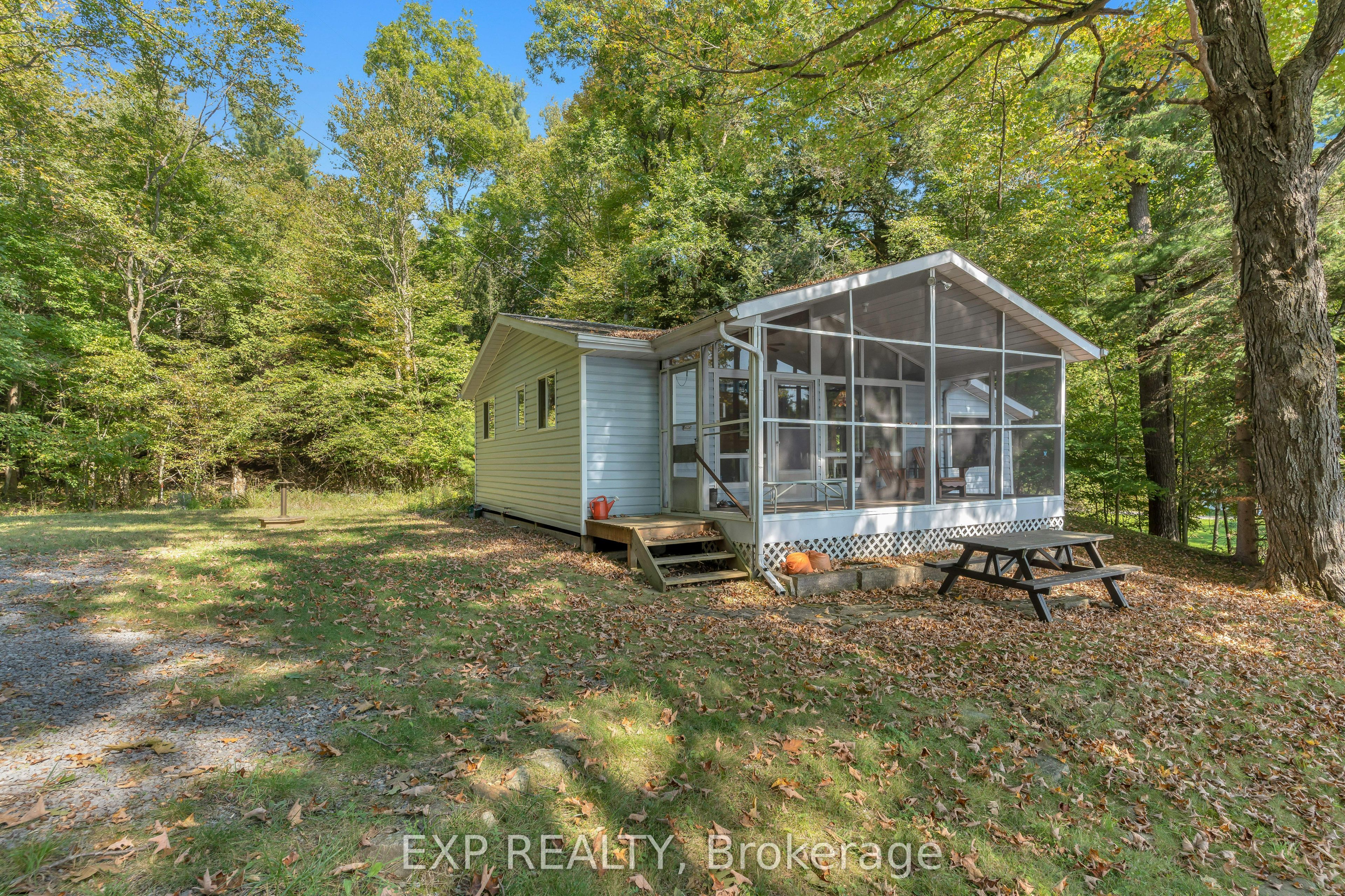 1030 Pete's Lane