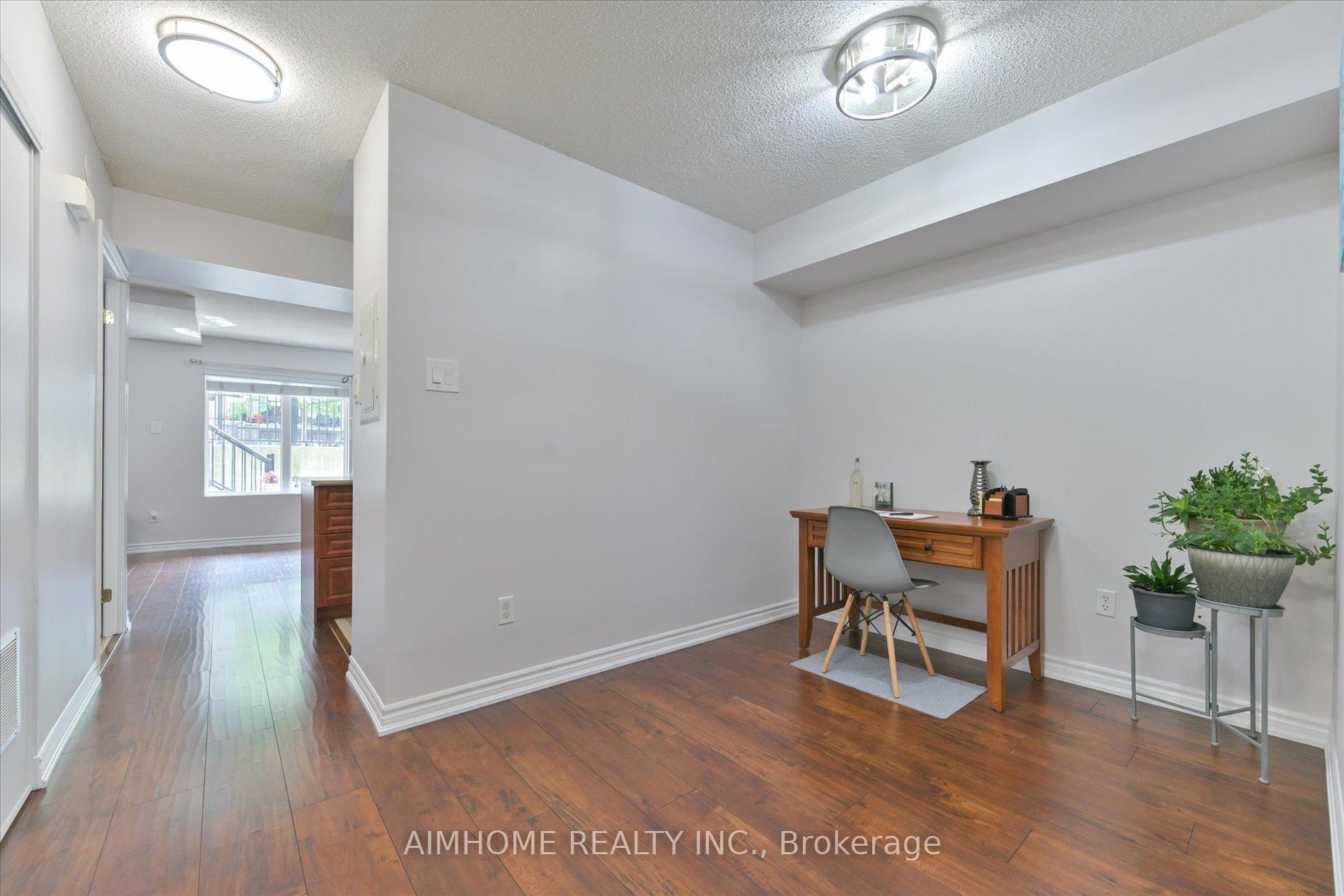 3 Bedrooms Condo at 55 George Appleton, Toronto For sale