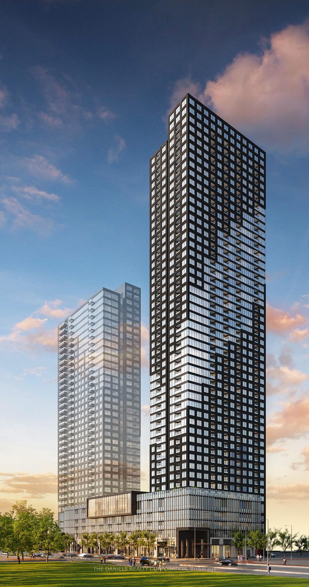 2 Bedrooms Condo at 395 Square One,  Mississauga For sale
